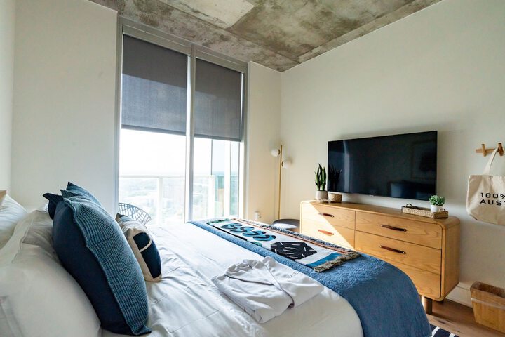 Room 6 of 860