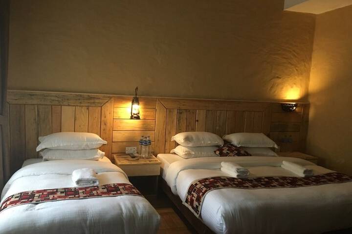 Room 10 of 47