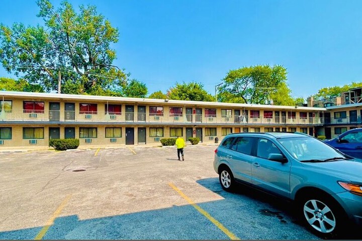 Property Grounds 25 of 30