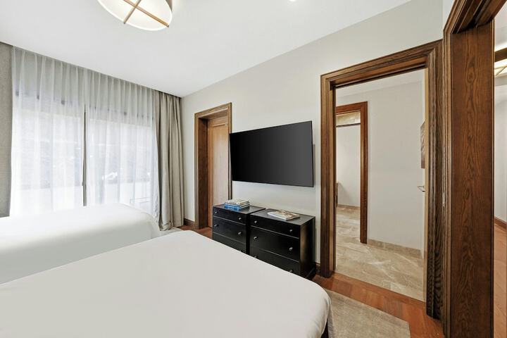 Room 113 of 248