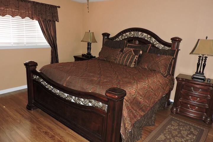 Room 7 of 31