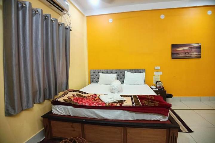 Room 7 of 63