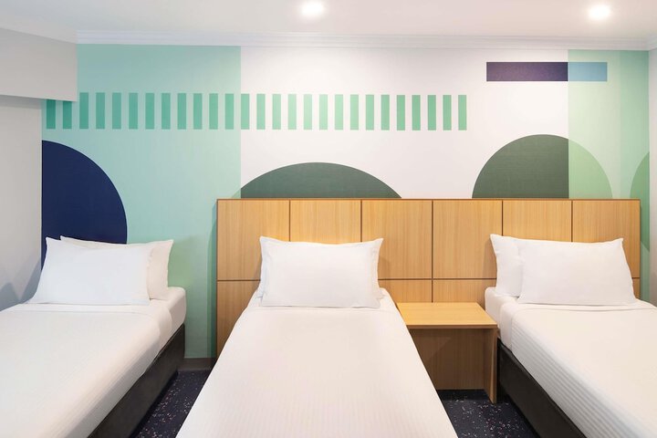 Room 14 of 105