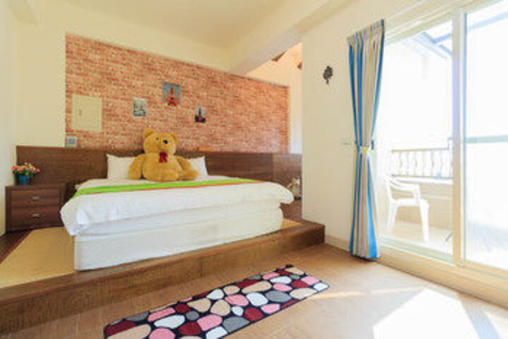 Room 14 of 27
