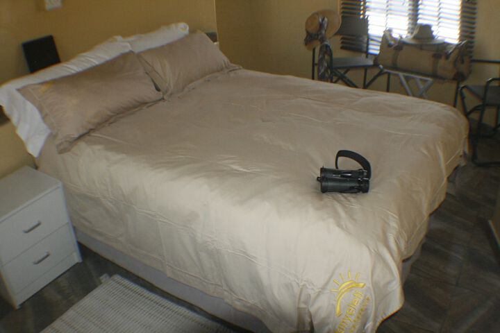 Room 15 of 19