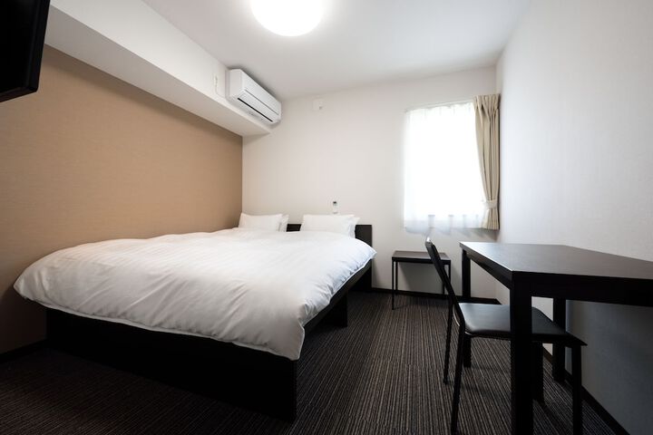 Room 5 of 39