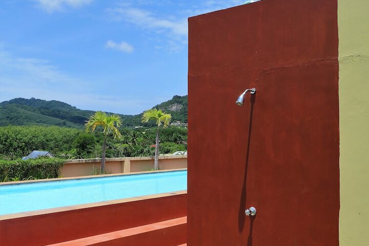 Hotel Pool