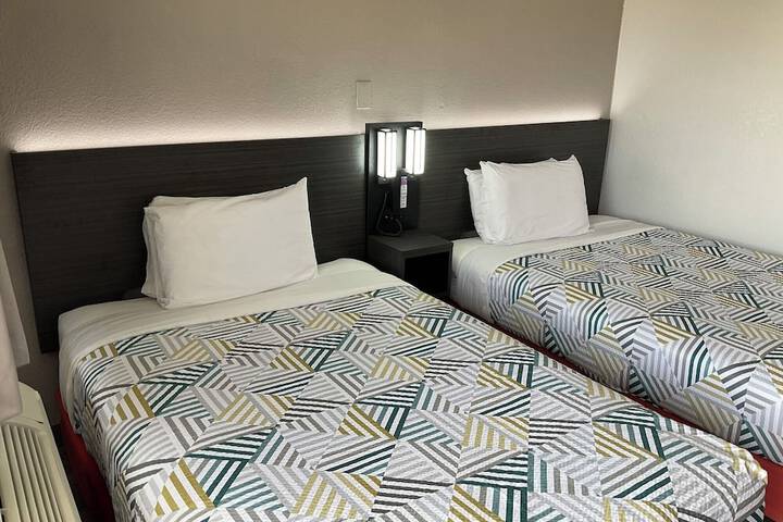 Room 22 of 50