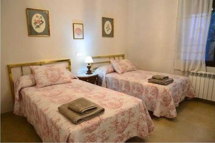 Room 9 of 45