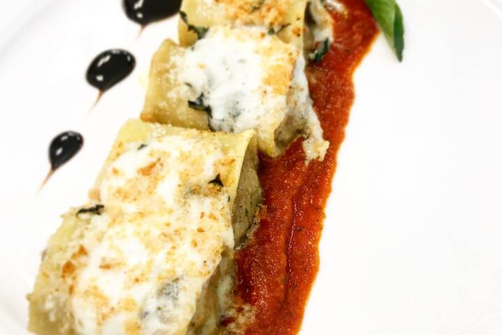 Dining Photos