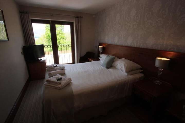 Room 17 of 60