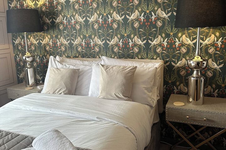Room 74 of 171