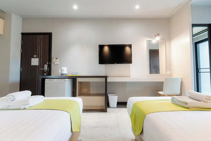 Room 11 of 46