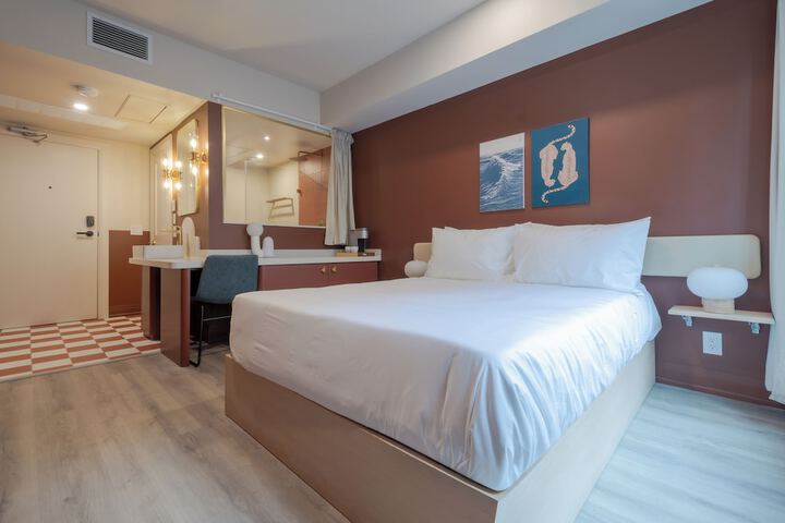 Room 5 of 29