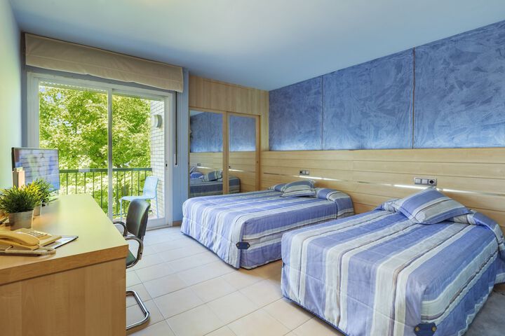 Room 4 of 57