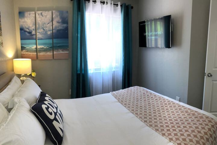 Room 2 of 44