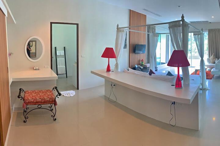 Room 17 of 96