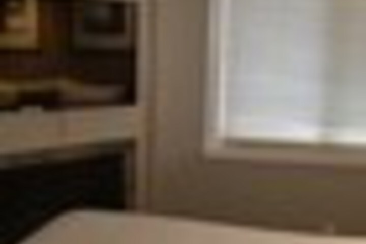 Room 26 of 828