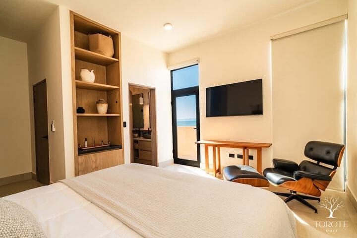 Room 18 of 90
