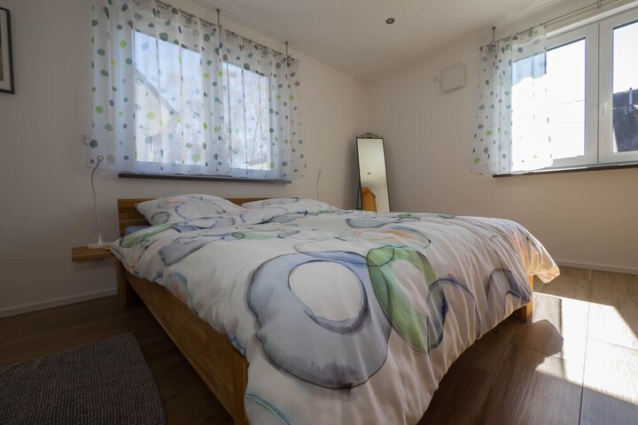 Room 2 of 40