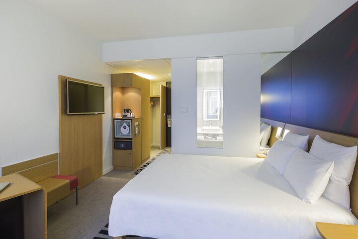Room 57 of 278