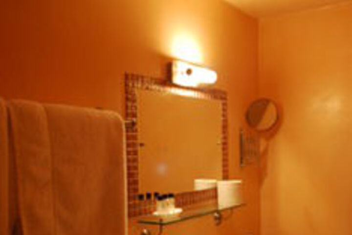Room 8 of 41