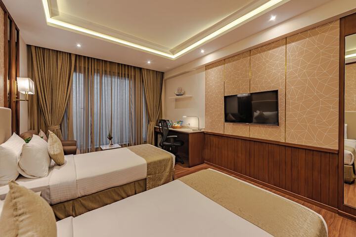 Room 30 of 82