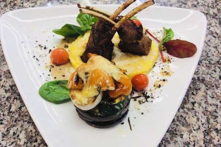 Dining 56 of 84