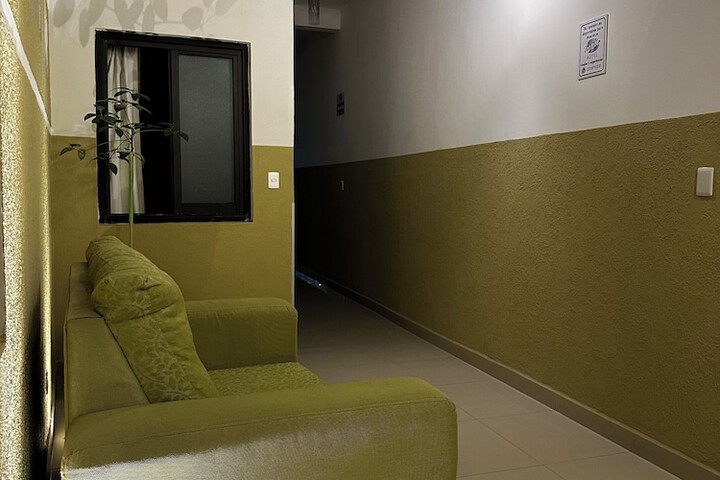 Room 61 of 81