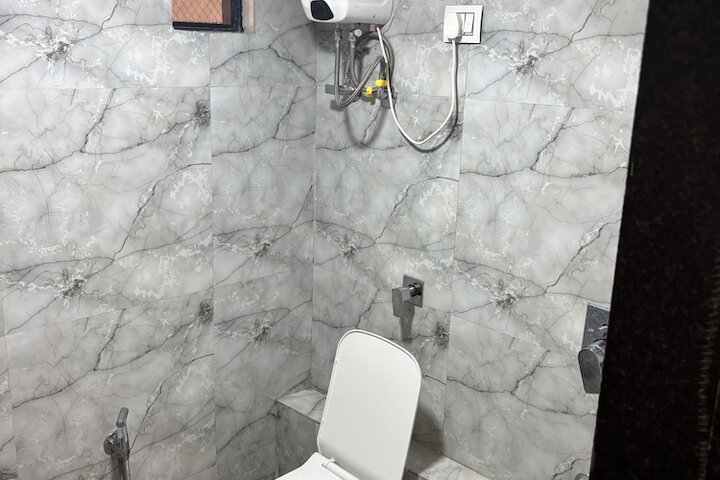 Room 18 of 26