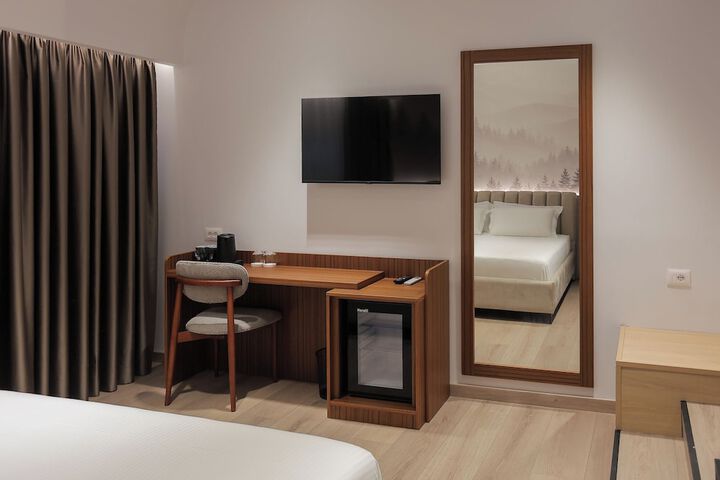 Room 119 of 198
