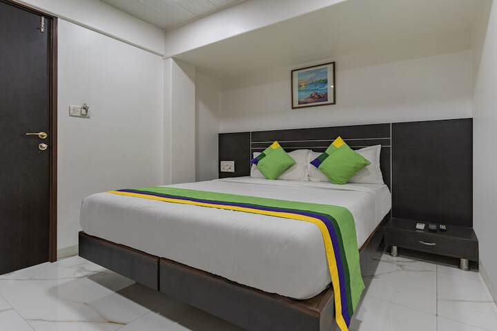 Room 15 of 41