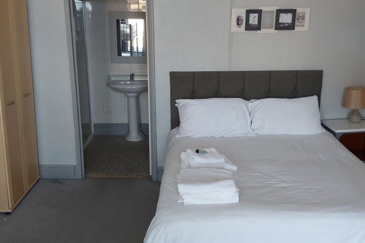 Room 8 of 51