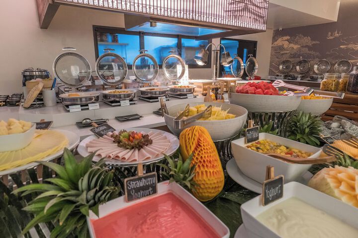 Dining 114 of 158