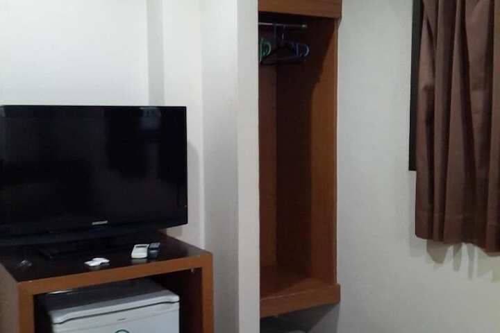 Room 20 of 31