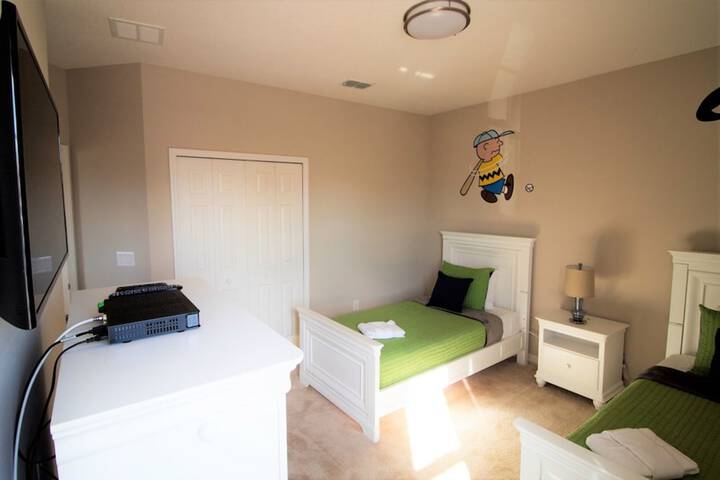 Room 16 of 74