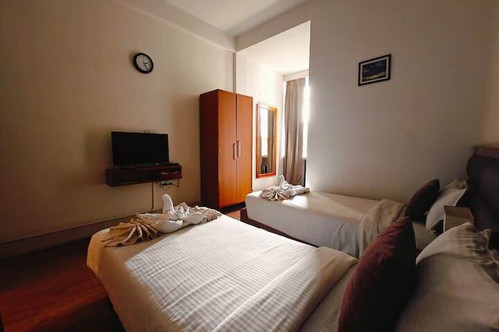 Room 40 of 82