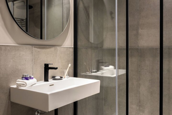 Clean Restrooms