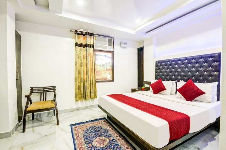 Room 16 of 24