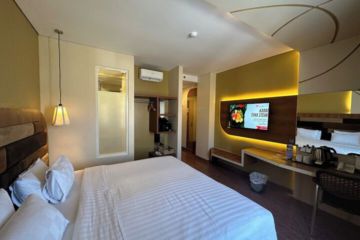 Room 13 of 45