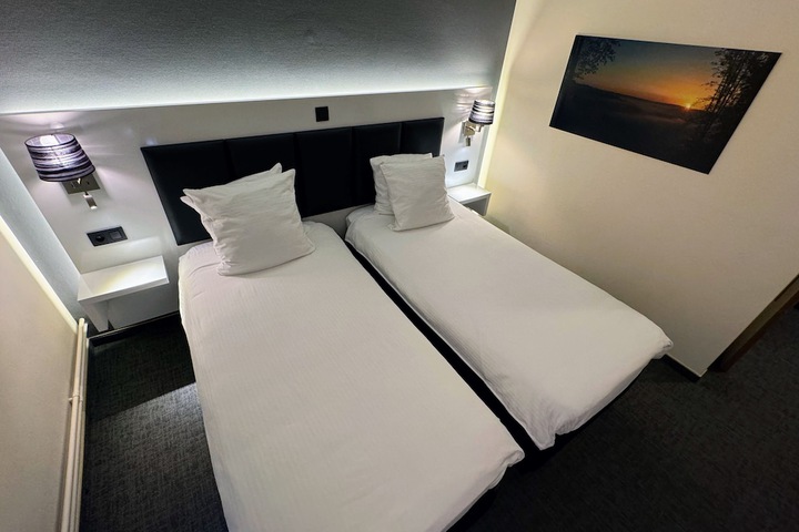 Room 13 of 57