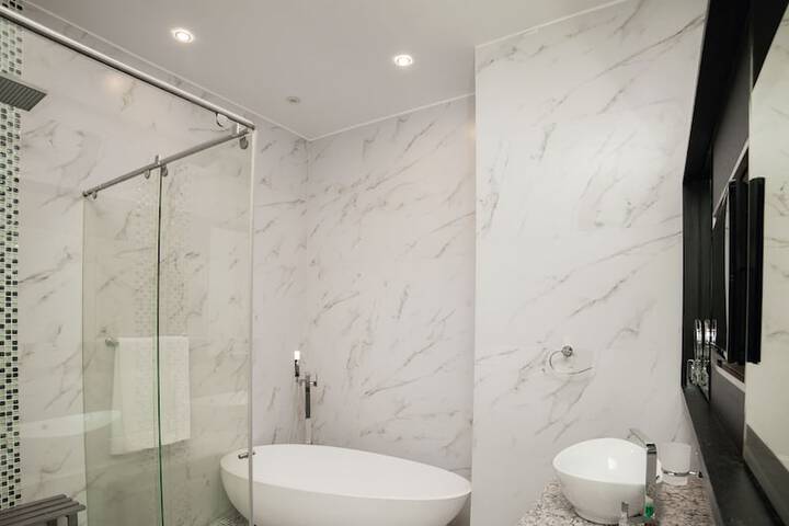 Bath Interior