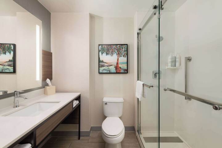 Bathroom shower