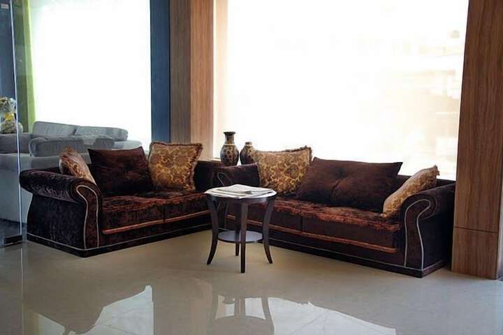 Room 3 of 9