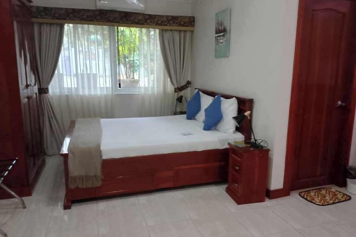Room 19 of 42