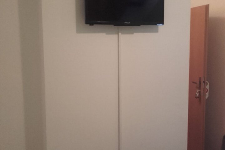 Room 34 of 59