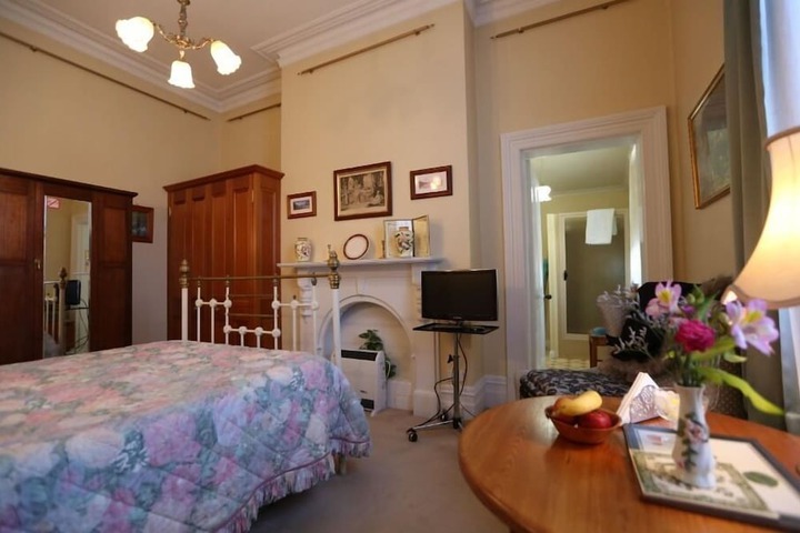 Room 18 of 57