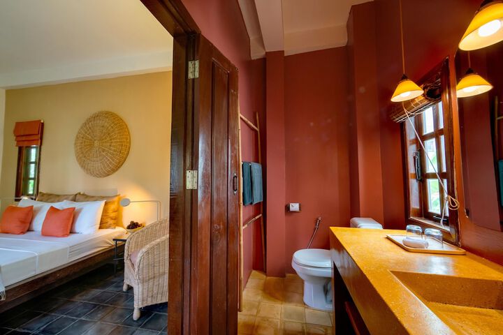 Room 45 of 158