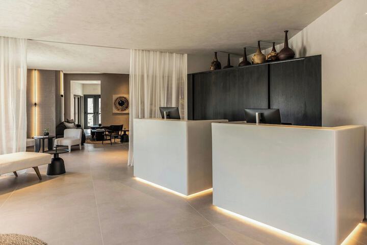 Hotel Interior 11 of 130