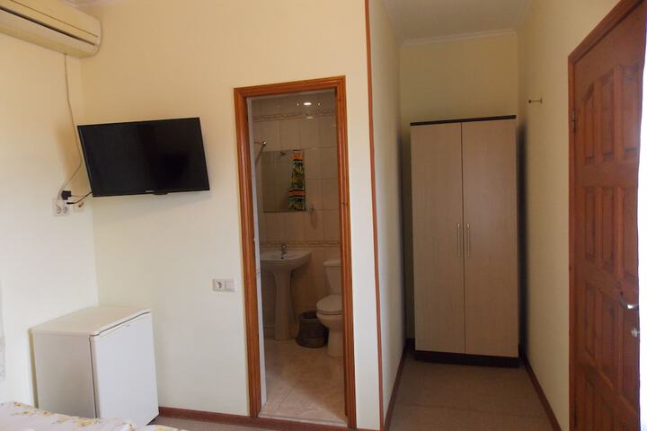 Room 29 of 59